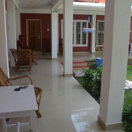 Arya Homestay Bougain Villa Gokarna  Εξωτερικό φωτογραφία