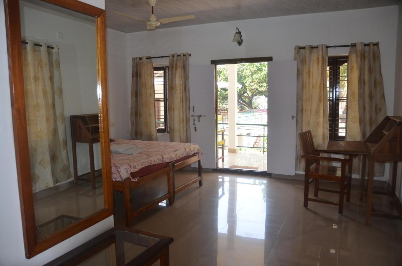 Arya Homestay Bougain Villa Gokarna  Εξωτερικό φωτογραφία