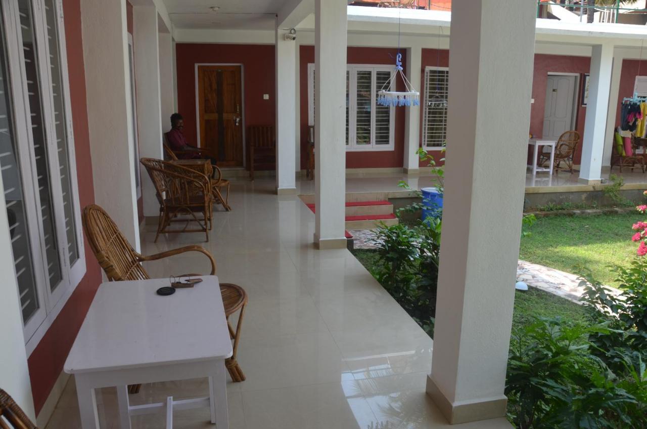 Arya Homestay Bougain Villa Gokarna  Εξωτερικό φωτογραφία